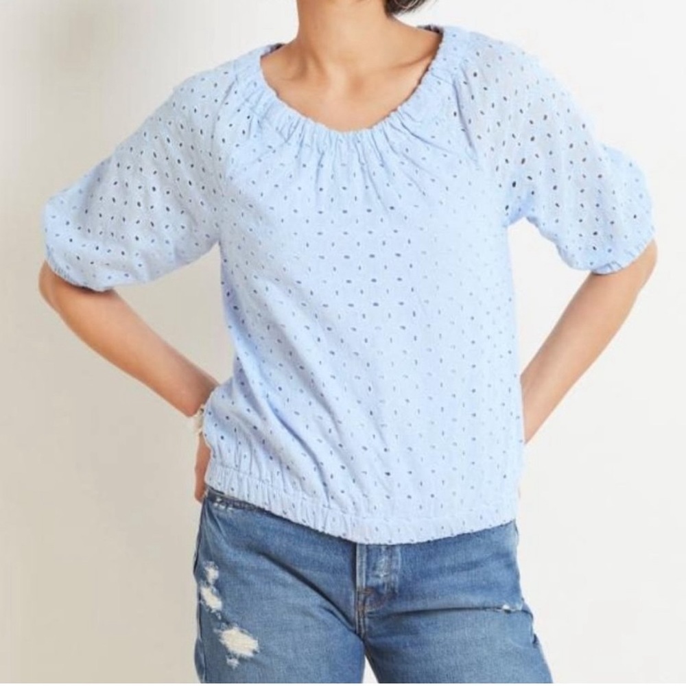 Evereve Powder Blue Eyelet Evelyn Half Sleeve Blouse SMALL Romantic Spring Top